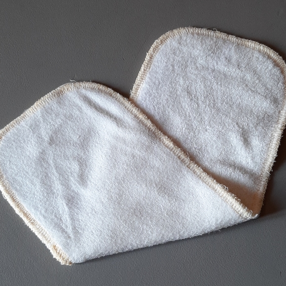 **SOLD** Giggle Life cloth diapers - Picture 7 of 8